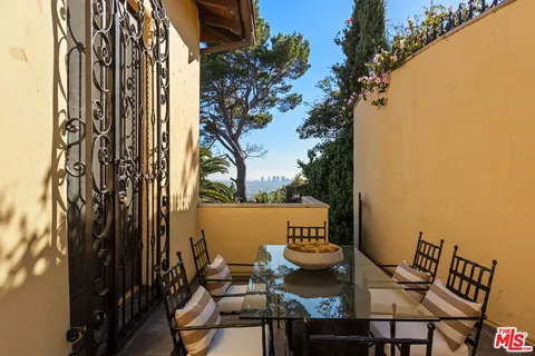 $7,500,000 | 2200 Maravilla Drive, Los Angeles, CA 90068