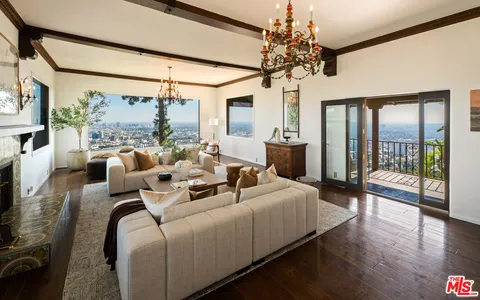 $7,500,000 | 2200 Maravilla Drive, Los Angeles, CA 90068