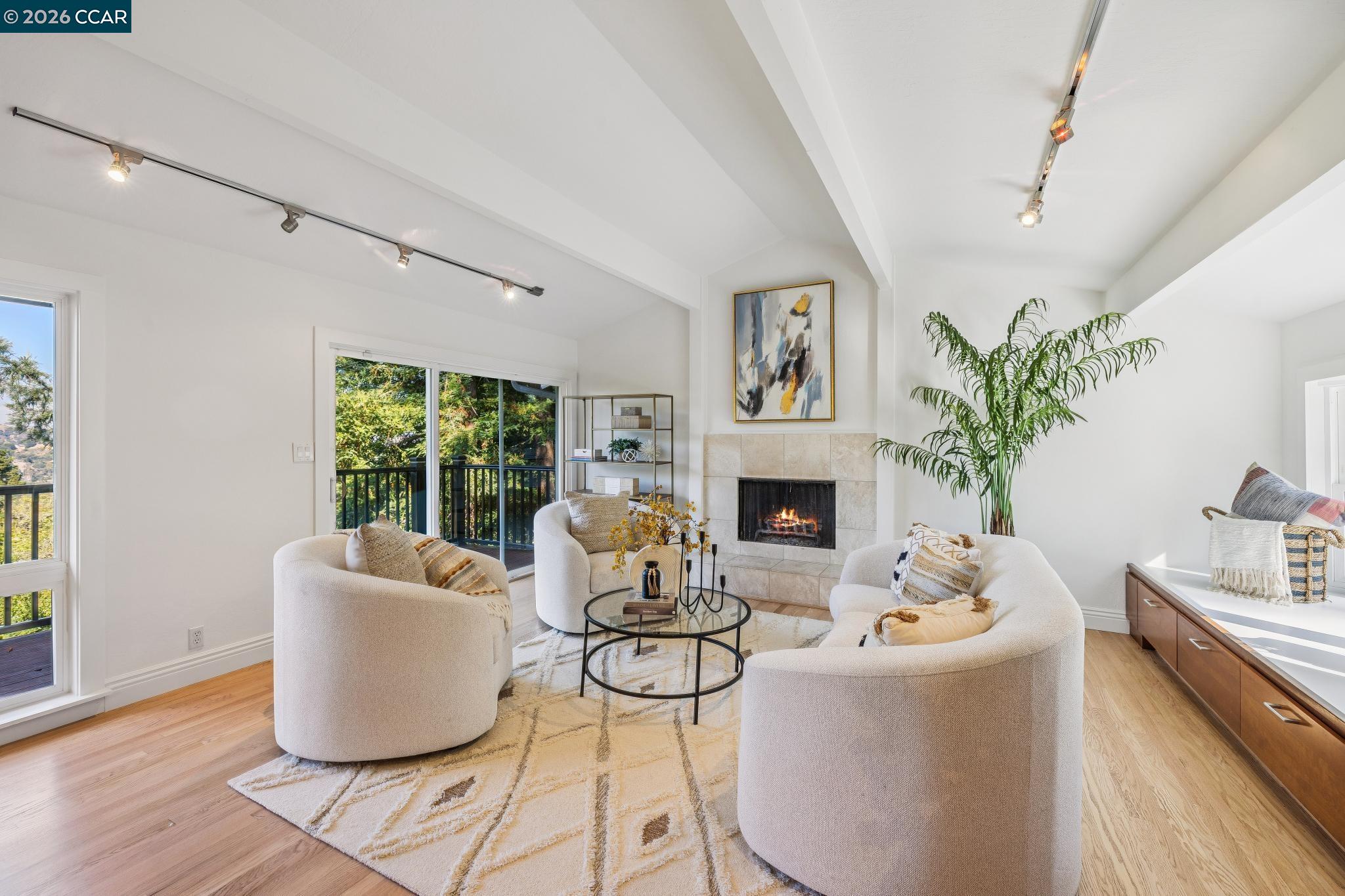 583 Tahos Road Orinda, CA 94563 - Photo 16 of 31 Gallery Image 16