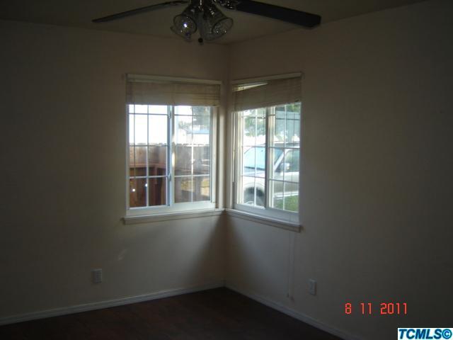 310 Channing Way Exeter, CA 93221 - Photo 4 of 10 Additional Photo