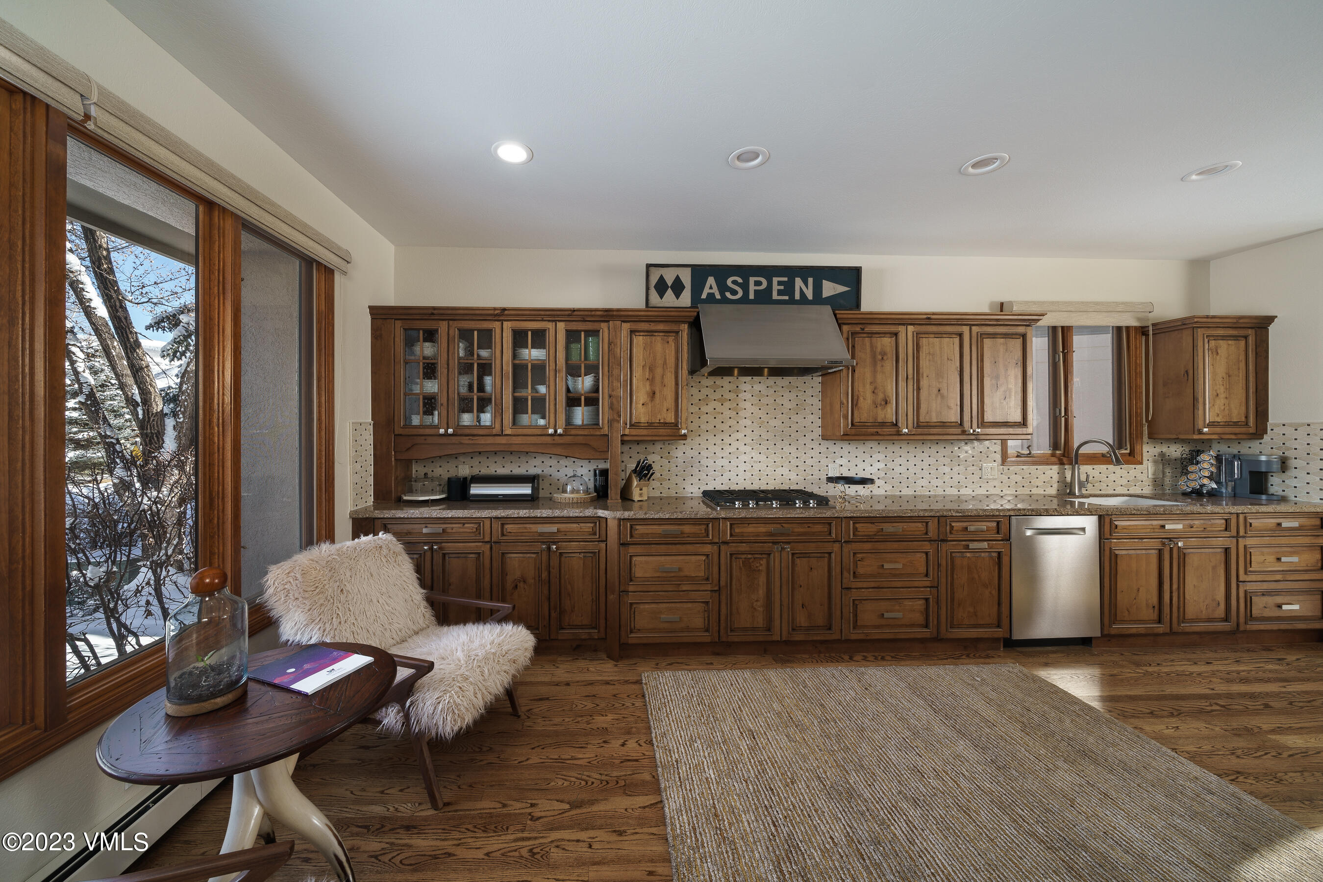 176 Windermere Circle Edwards, CO 81632 - Photo 9 of 42 a kitchen with granite countertop lots of counter top space