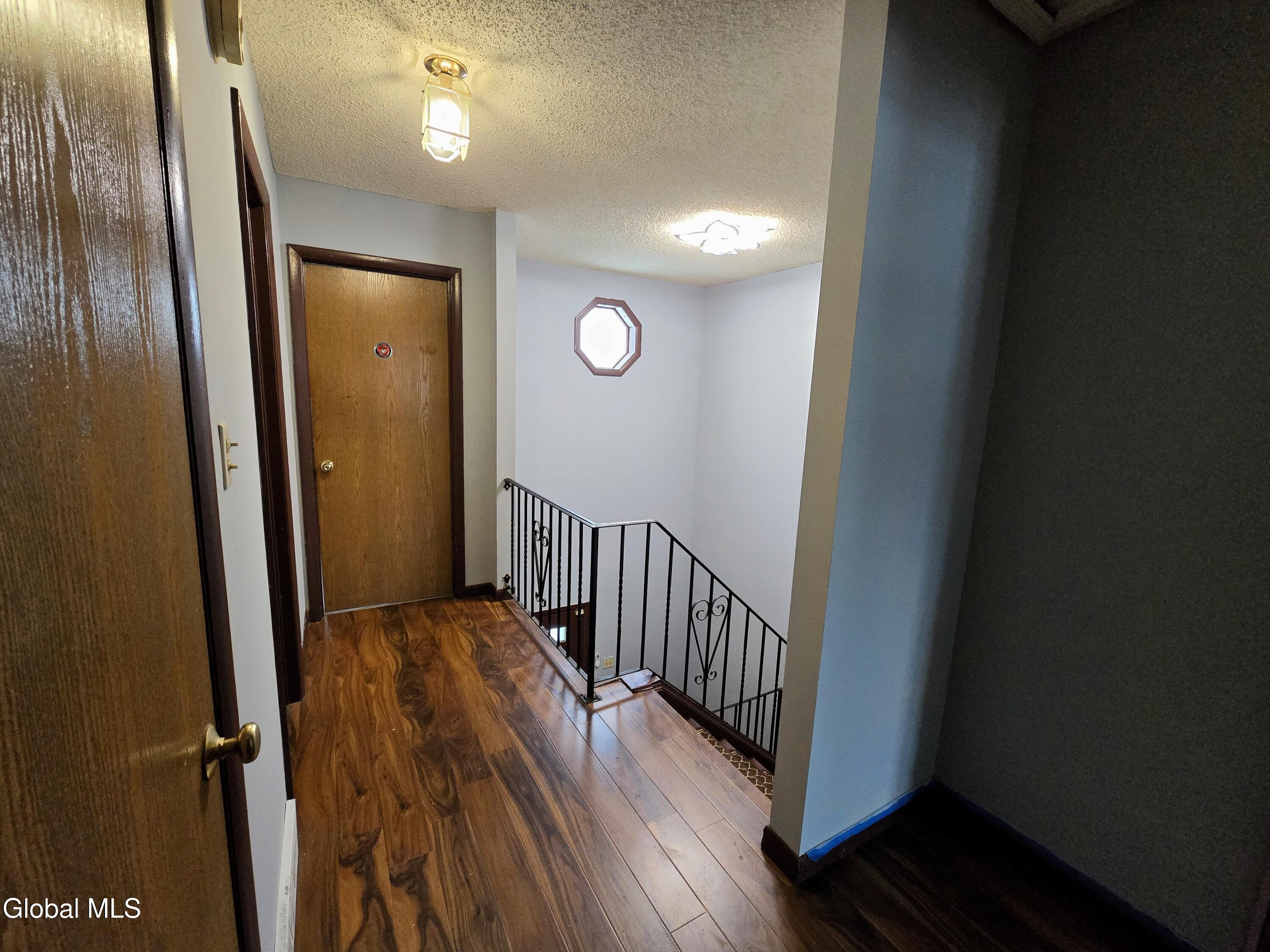 260 Donald Avenue Schenectady, NY 12304 - Photo 14 of 21 13