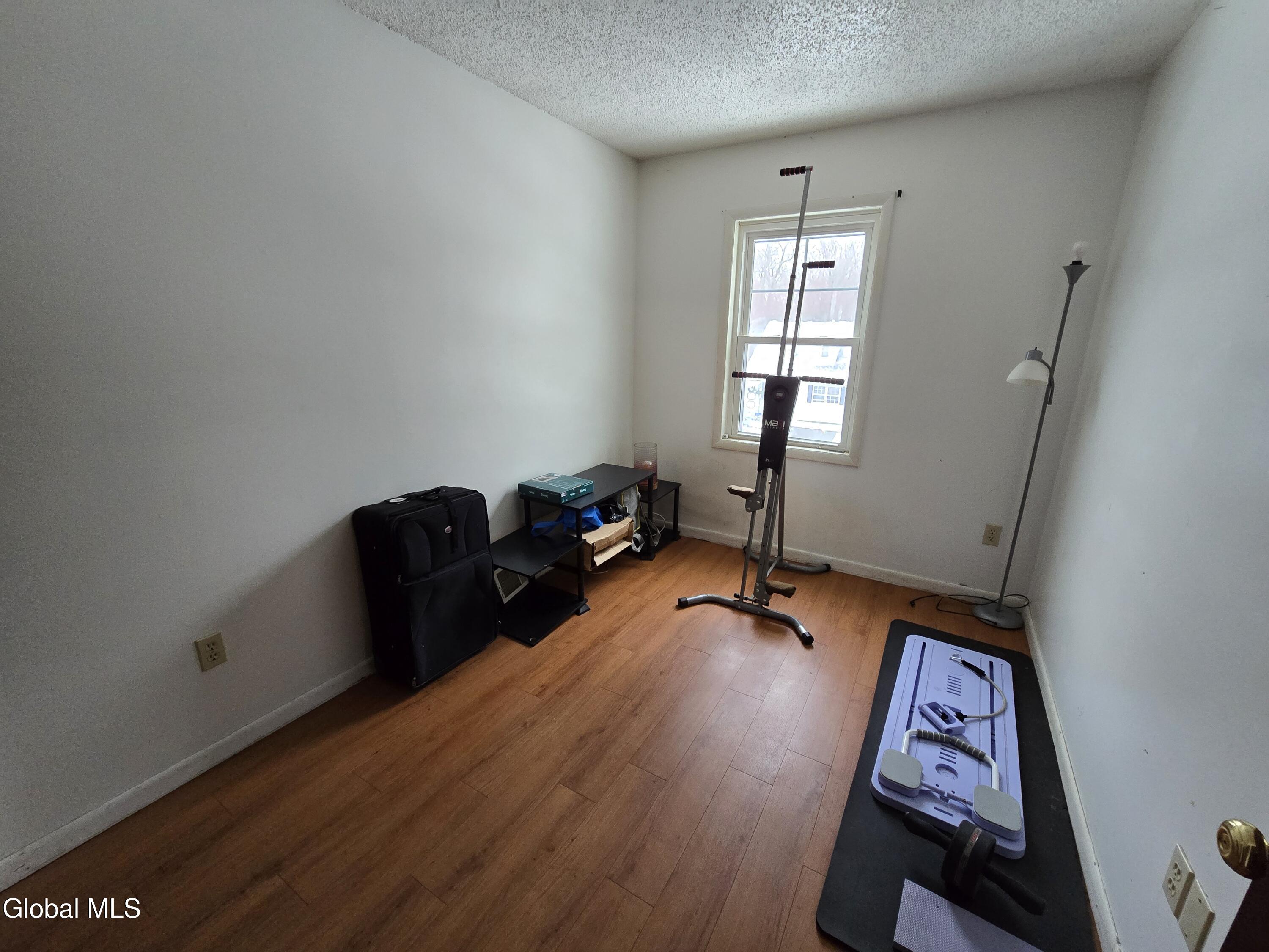 260 Donald Avenue Schenectady, NY 12304 - Photo 20 of 21 20251210_121516