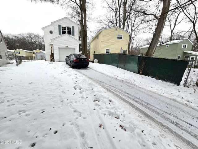 $229,900 | 260 Donald Avenue, Schenectady, NY 12304