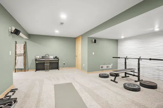 $419,900 | 1033 Vista Ridge Drive, Mount Horeb, WI 53572