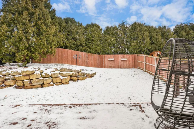 $419,900 | 1033 Vista Ridge Drive, Mount Horeb, WI 53572