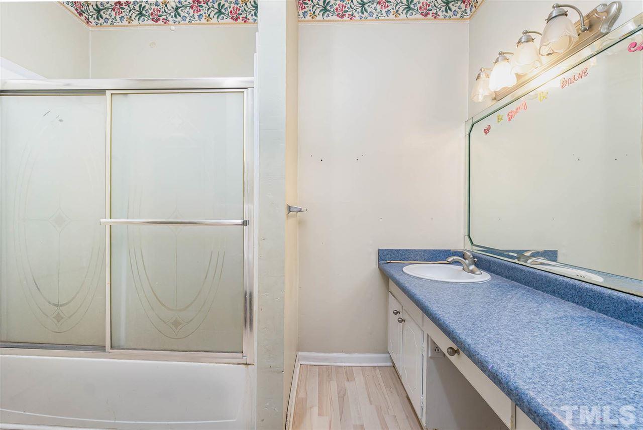 1110 Bryan Road Newton Grove, NC 28366 - Photo 15 of 30 Gallery Image 15