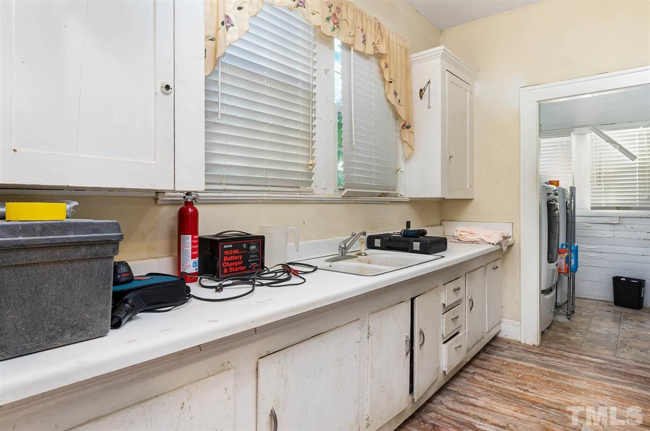 1110 Bryan Road Newton Grove, NC 28366 - Photo 16 of 30 Gallery Image 16