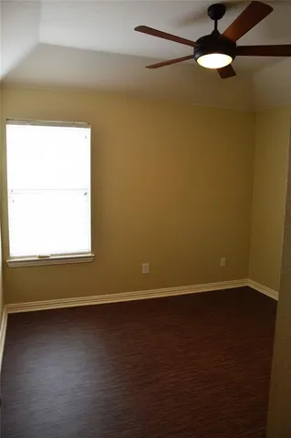 $463,400 | 3912 Sovereign Drive, Bedford, TX 76021