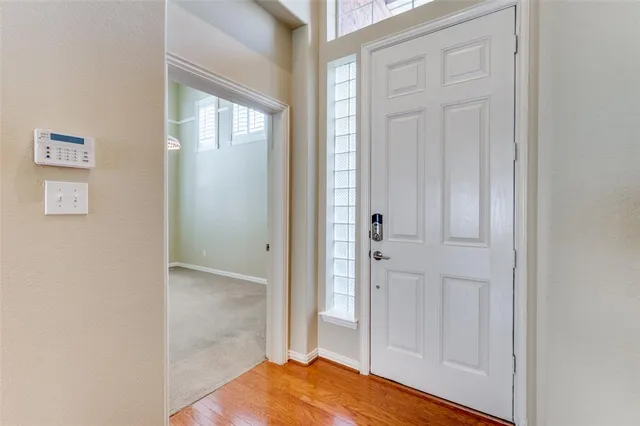 $463,400 | 3912 Sovereign Drive, Bedford, TX 76021