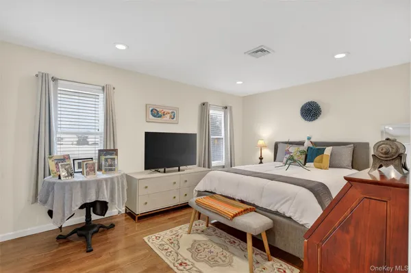 $910,000 | 35 Kent Street, Beacon, NY 12508