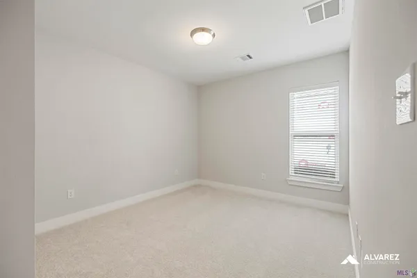 $379,990 | 25281 Burlington Drive, Denham Springs, LA 70726