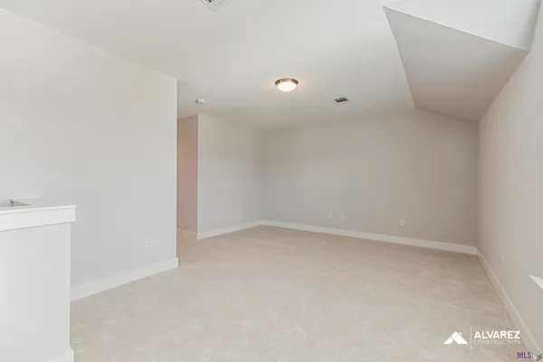 $379,990 | 25281 Burlington Drive, Denham Springs, LA 70726