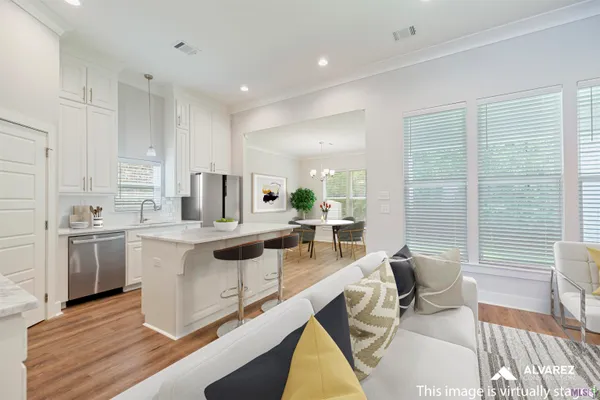 $379,990 | 25281 Burlington Drive, Denham Springs, LA 70726