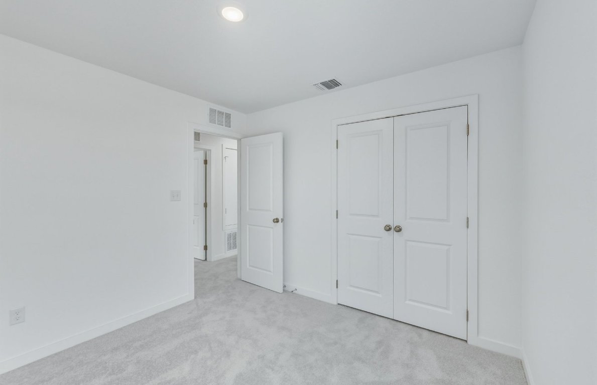 337 Sullivan Way Elgin, TX 78621 - Photo 19 of 25 a view of an empty room