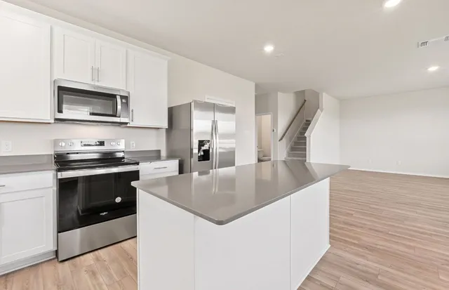 $324,990 | 337 Sullivan Way, Elgin, TX 78621