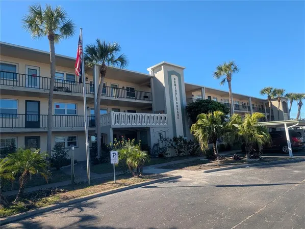 $94,900 | 11620 Park Boulevard North, Unit 209, Seminole, FL 33772