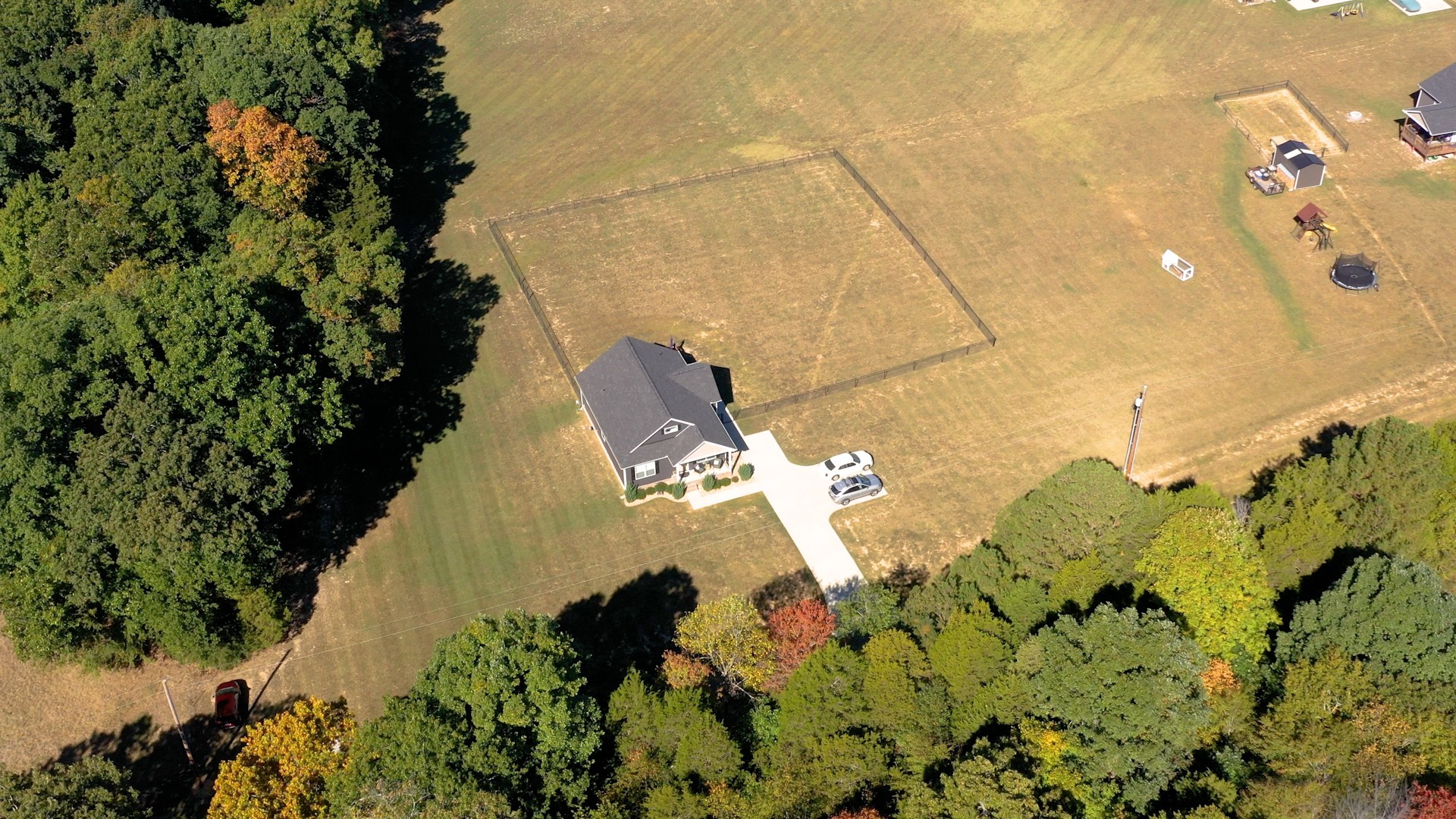 1012 Liberty Road Charlotte, TN 37036 - Photo 38 of 39 Gallery Image 38