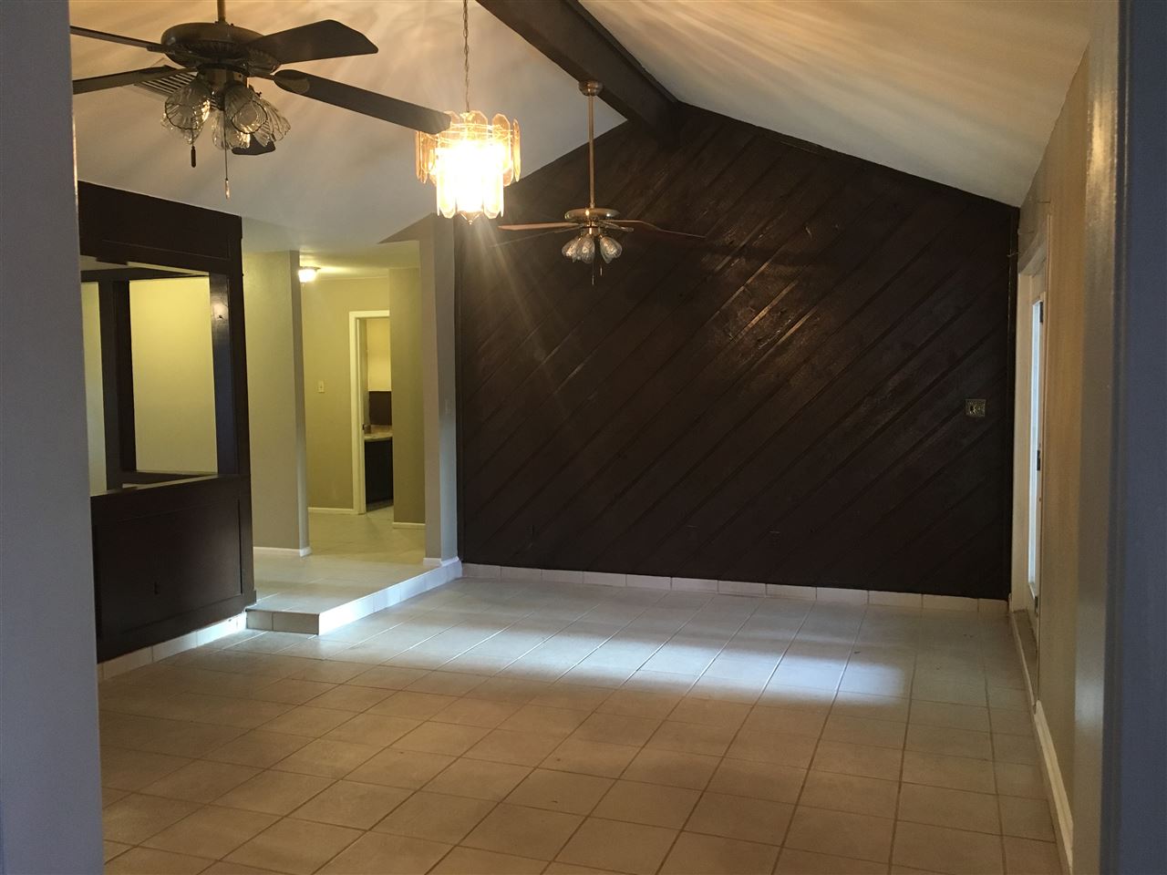 6320 Springfield Avenue Laredo, TX 78041 - Photo 3 of 13 Gallery Image 3