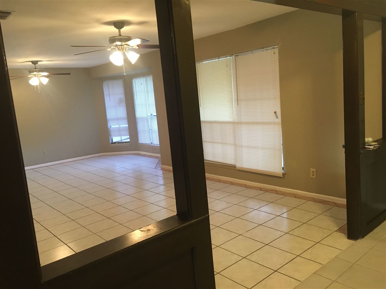 6320 Springfield Avenue Laredo, TX 78041 - Photo 4 of 13 Gallery Image 4