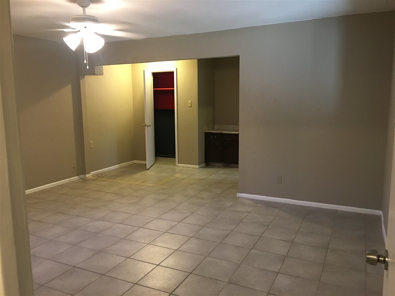 6320 Springfield Avenue Laredo, TX 78041 - Photo 8 of 13 Gallery Image 8