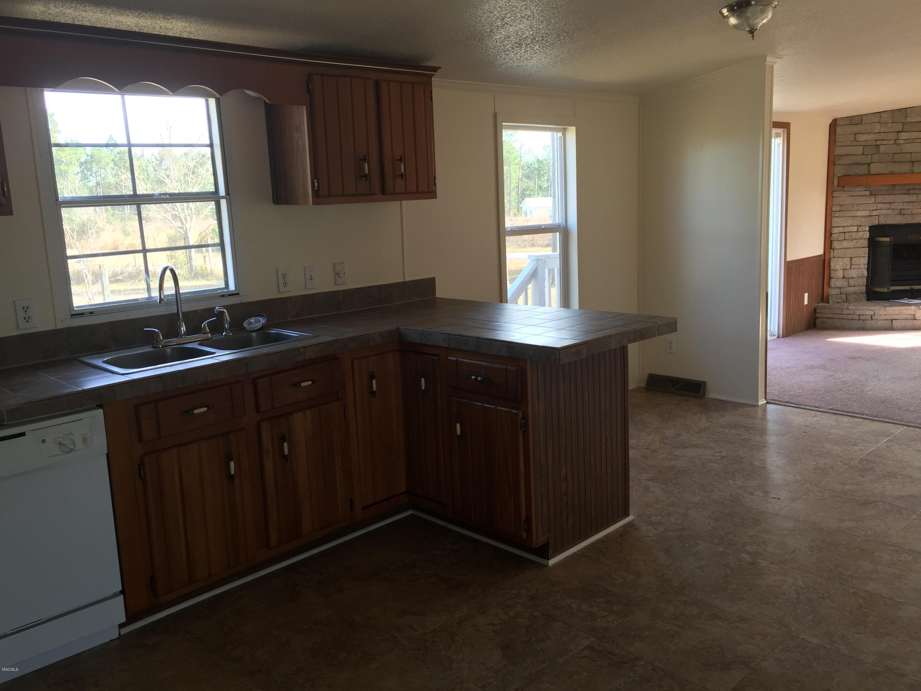 12208 Ridgeland Road Vancleave, MS 39565 - Photo 14 of 36 IMG_3649