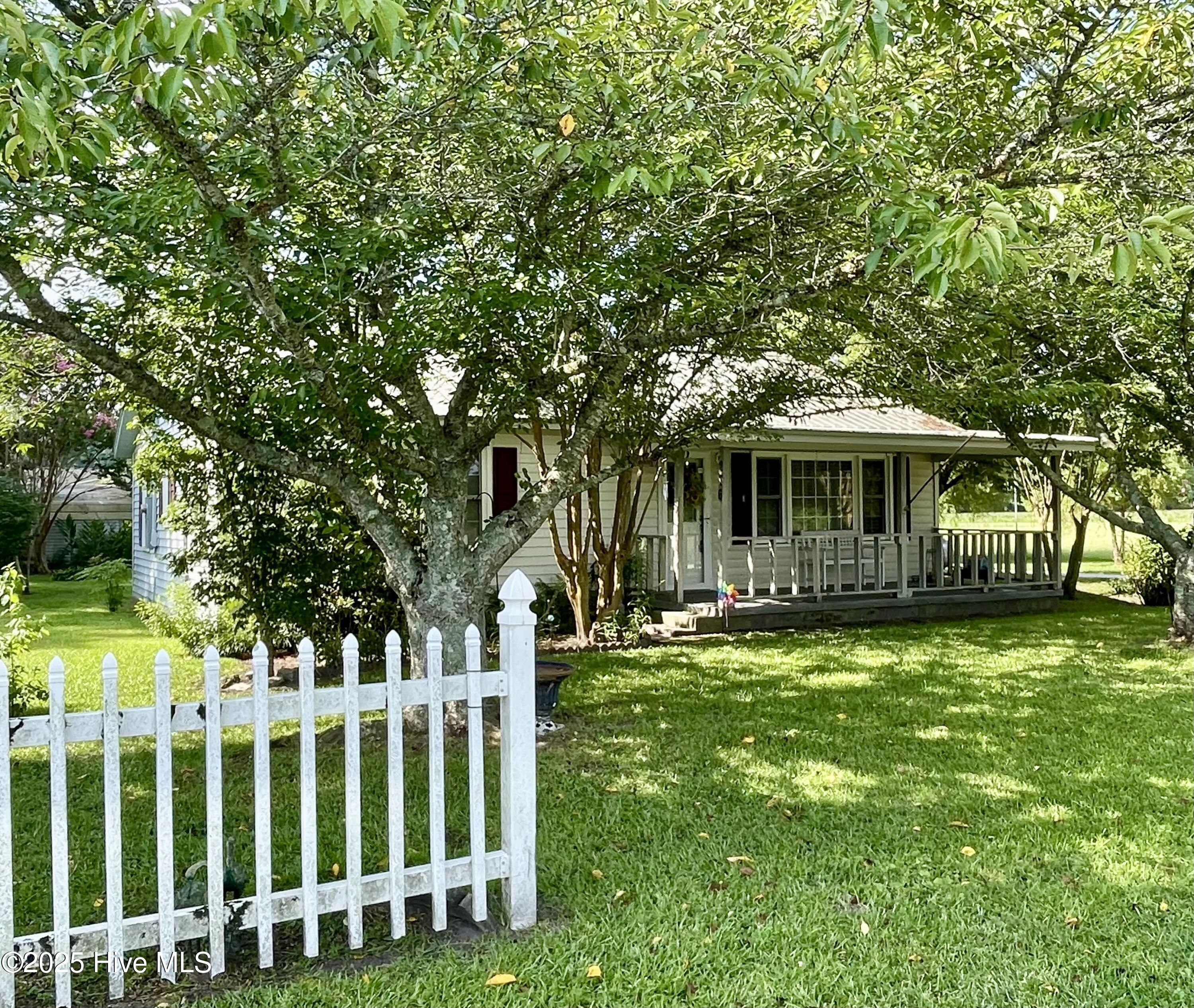 276 Rowland Road Pinetown, NC 27865 - Photo 3 of 55 Welcome to 276 Rowland Road, Pinetown, NC