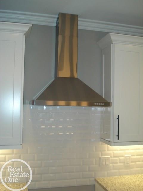 92 Muir Road Grosse Pointe Farms, MI 48236 - Photo 9 of 48