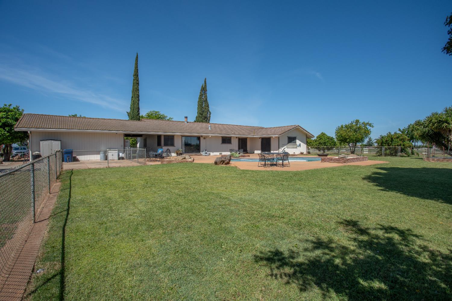 6323 Excelsior Road Sacramento, CA 95830 - Photo 44 of 75