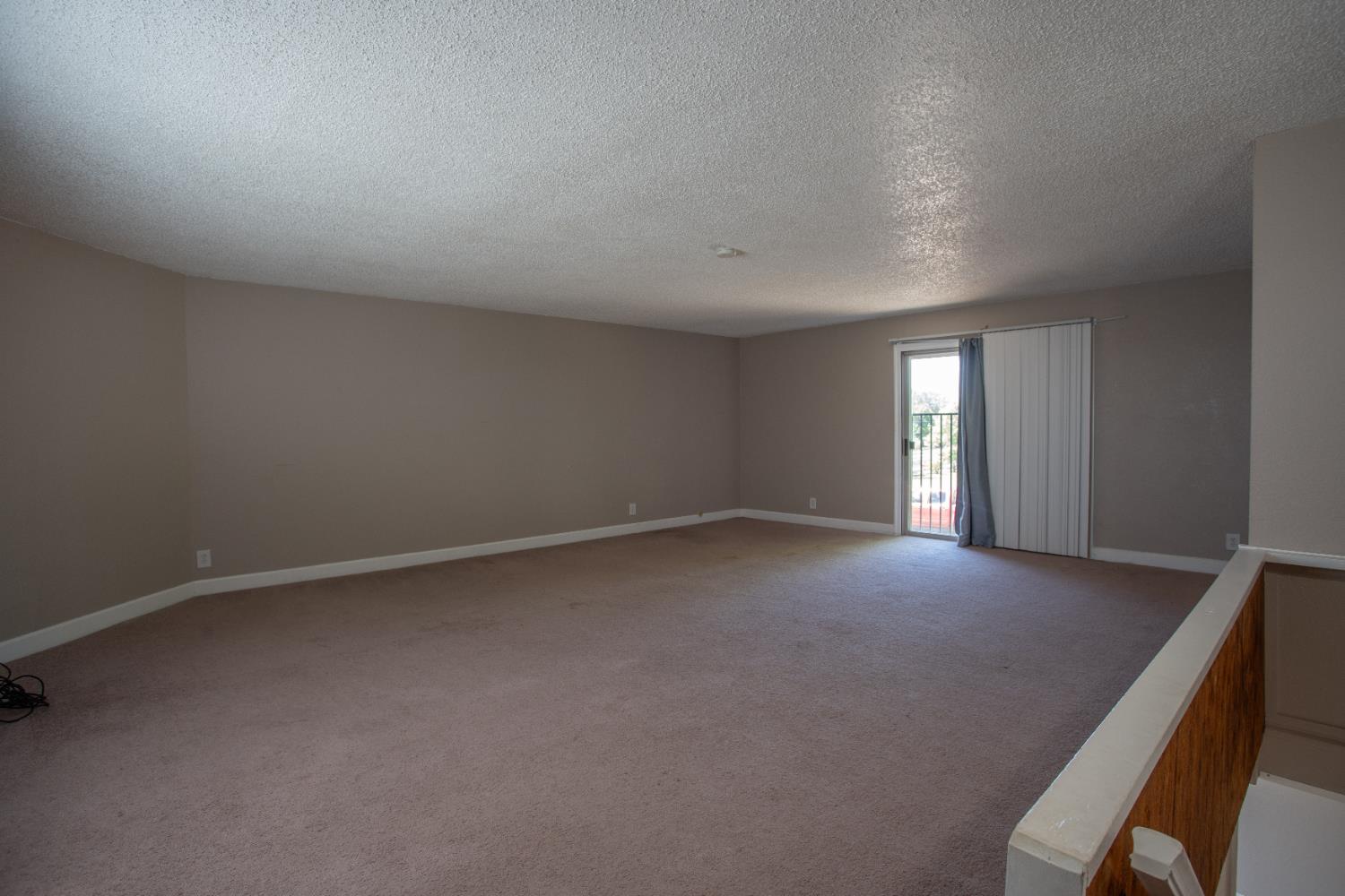 6323 Excelsior Road Sacramento, CA 95830 - Photo 63 of 75 a view of empty room with window