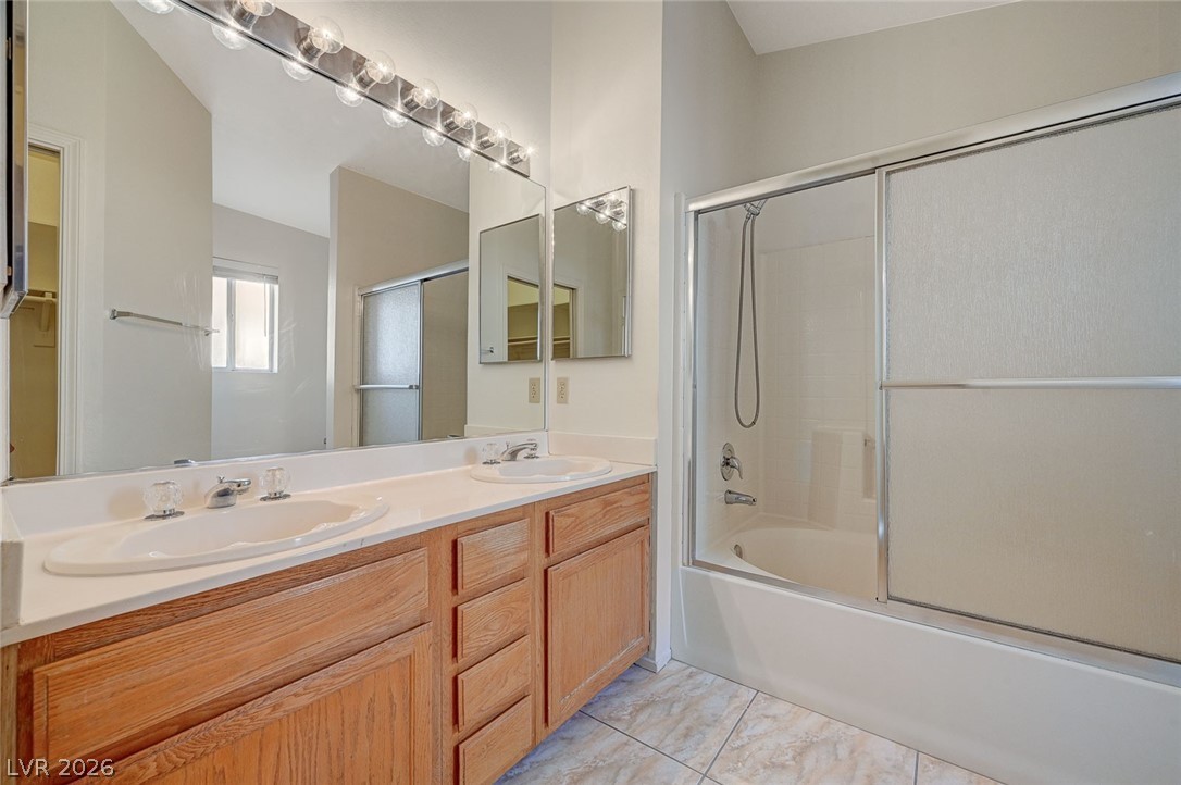 8021 Redskin Circle Las Vegas, NV 89145 - Photo 35 of 47