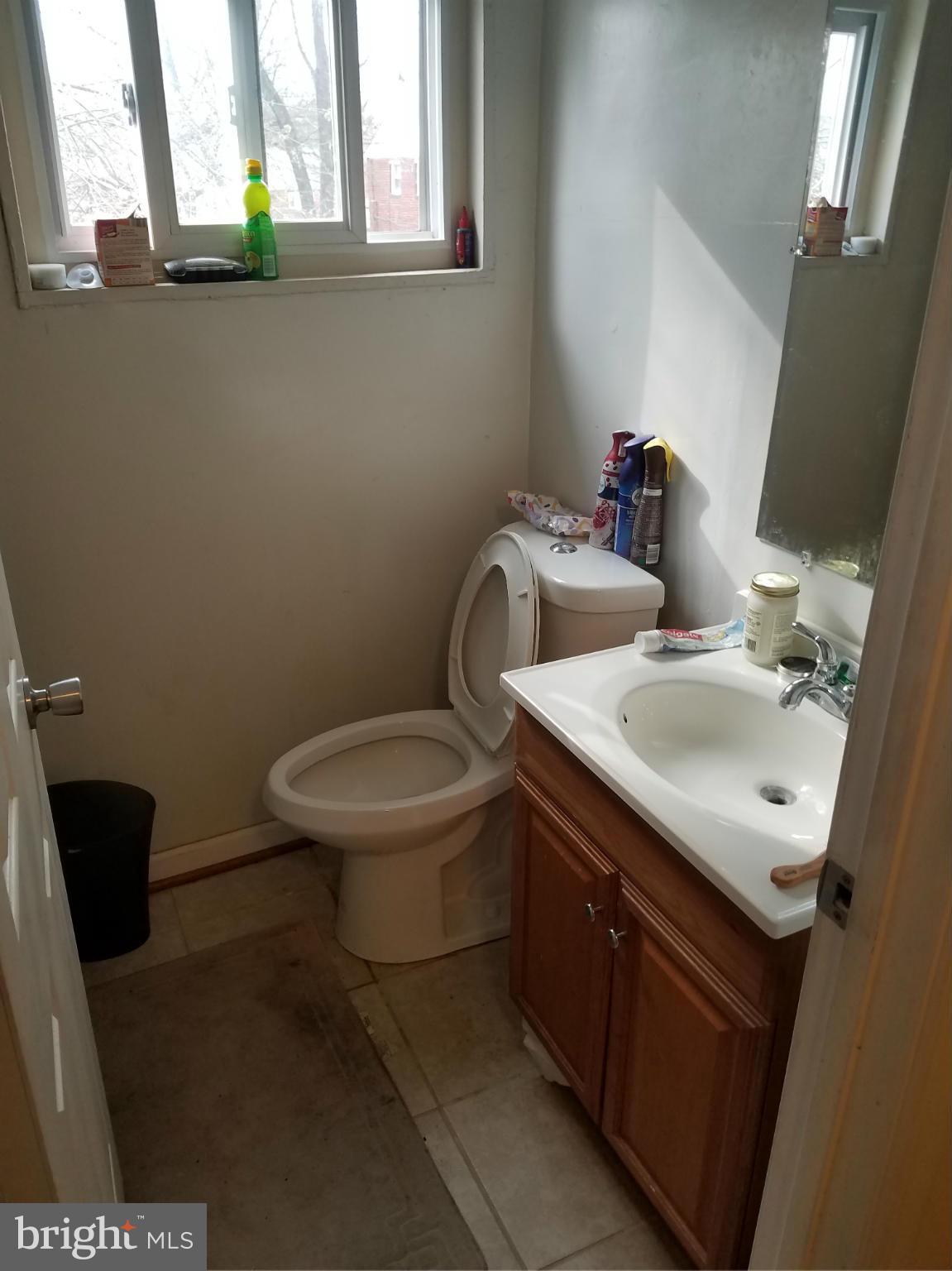 2309 Wyngate Road Suitland, MD 20746 - Photo 18 of 27 Bath