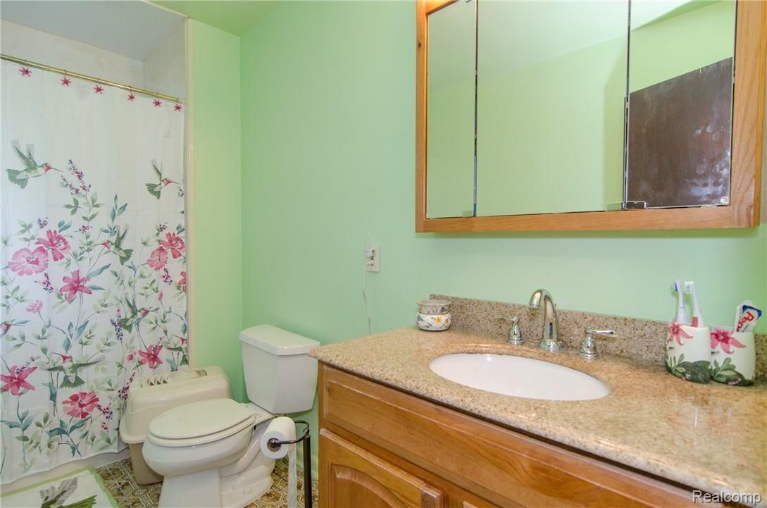 6418 Swartout Road Algonac, MI 48001 - Photo 16 of 32 GRU_2683.jpg