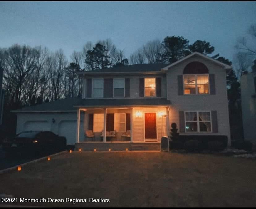 68 Diamond Lane Howell, NJ 07731 - Photo 2 of 28 E5AD100D-60B2-41BB-98EB-DB33EE1754E4