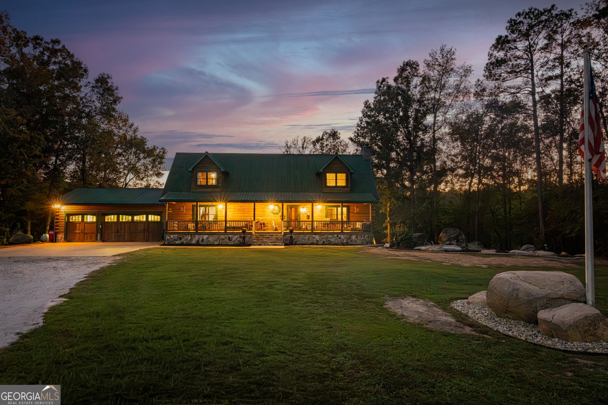 1382 Intermediate Road Harlem, GA 30814 - Photo 65 of 67 a backyard of a house with table and chairs