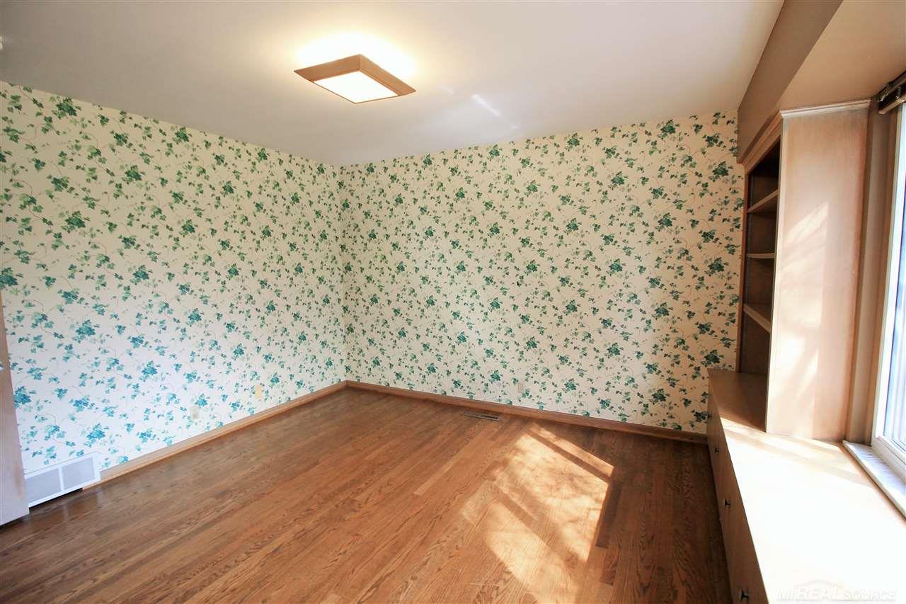 430 Barclay Road Grosse Pointe Farms, MI 48236 - Photo 23 of 40