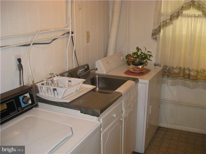 3300 Red Lion Road Philadelphia, PA 19114 - Photo 17 of 17 Laundry Room