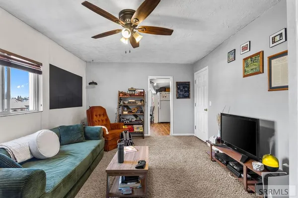 $465,000 | 308 East 3rd North, Unit 14, St. Anthony, ID 83445