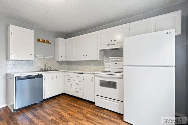 $465,000 | 308 East 3rd North, Unit 14, St. Anthony, ID 83445