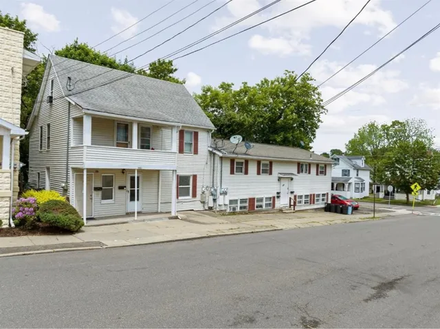 $362,500 | 301 Squires Avenue, Endicott, NY 13760