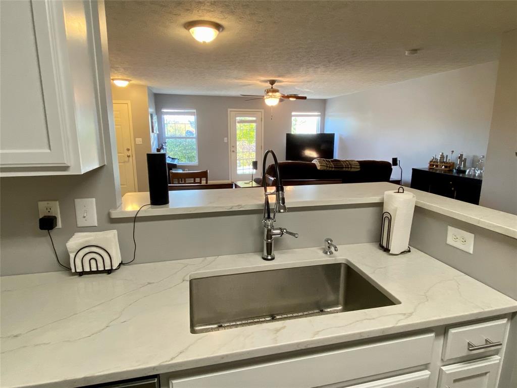 11475 Clay Court, Unit 103 Fishers, IN 46037 - Photo 15 of 40