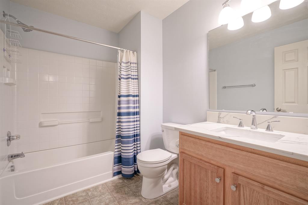 11475 Clay Court, Unit 103 Fishers, IN 46037 - Photo 20 of 40