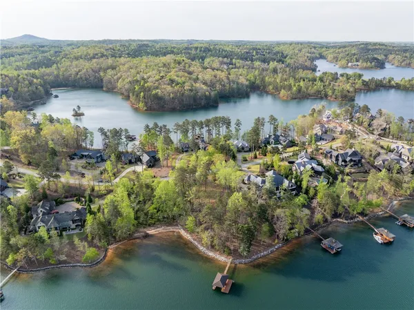 $2,650,685 | 390 Peninsula Ridge, Sunset, SC 29685