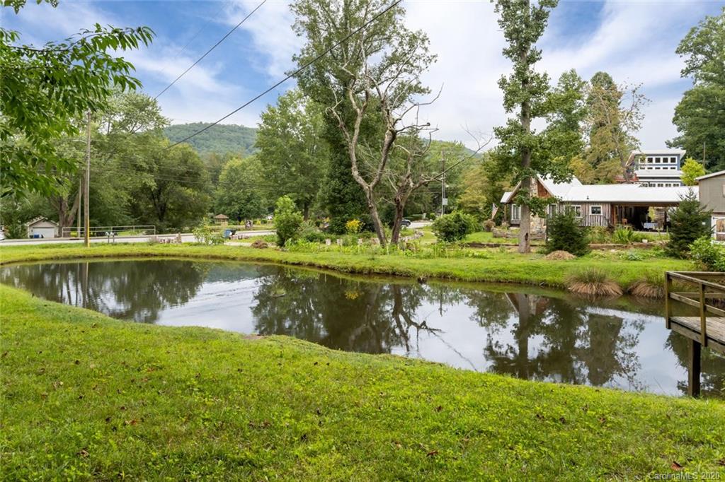 43 Bridgette Loop Road Hendersonville, NC 28791 - Photo 34 of 38 Gallery Image 34