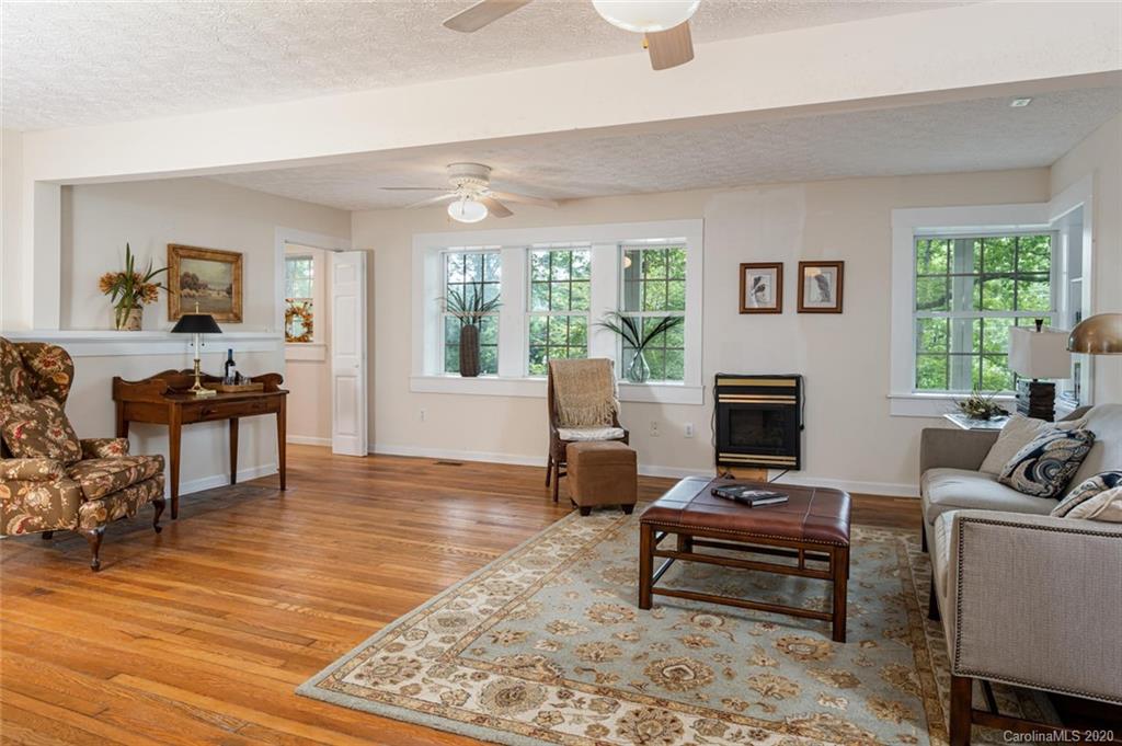 43 Bridgette Loop Road Hendersonville, NC 28791 - Photo 10 of 38 Gallery Image 10