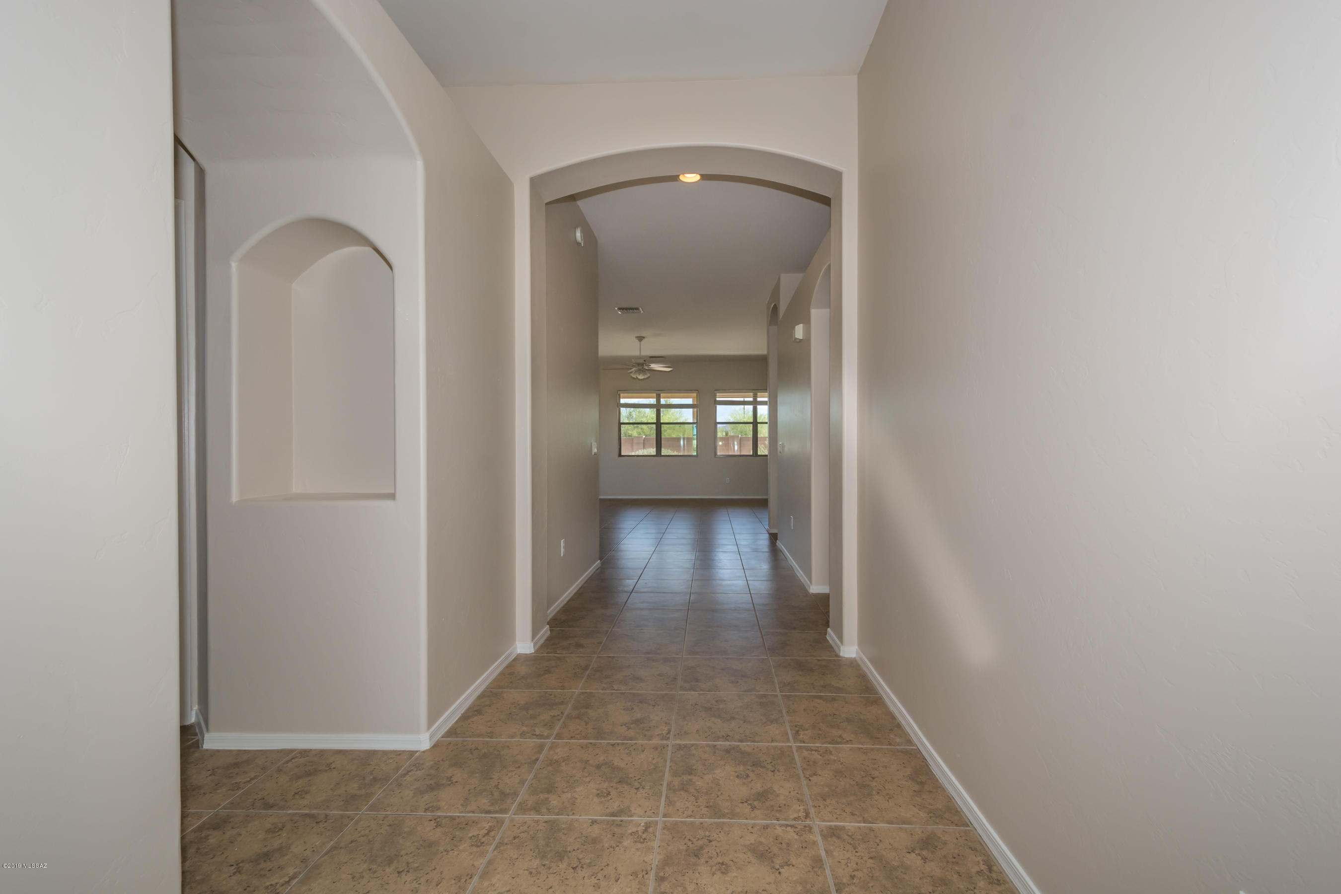 10846 South Heart Break Ridge Place Vail, AZ 85641 - Photo 9 of 49