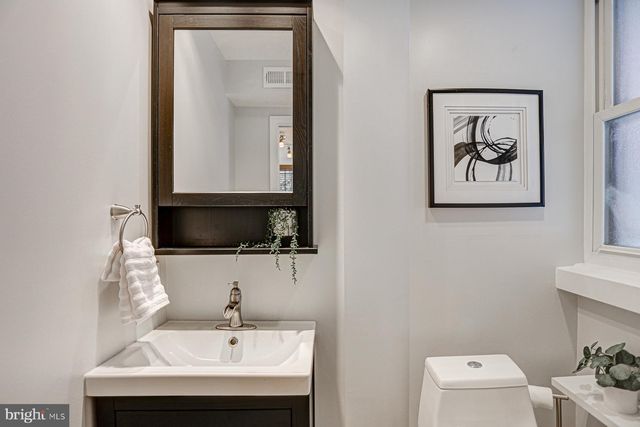 $377,000 | 1438 Meridian Place Northwest, Unit 106, Washington, DC 20010