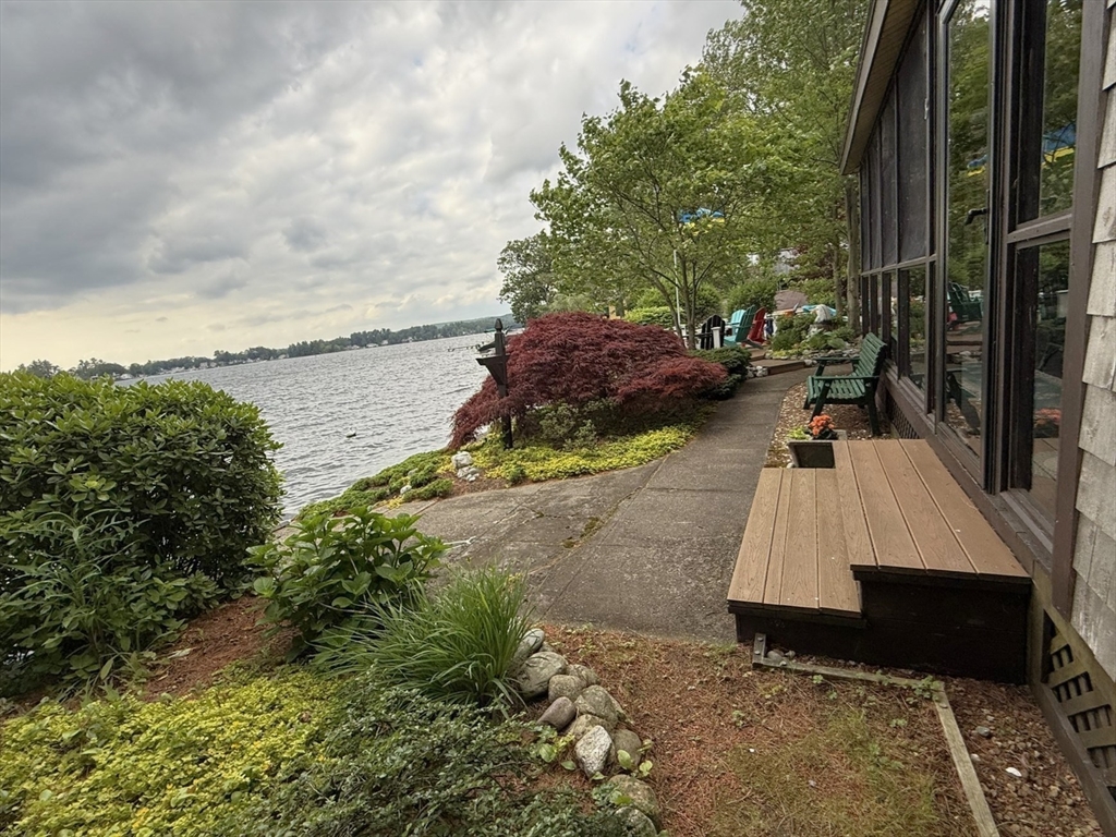 8 Long Island Webster, MA 01570 - Photo 13 of 42