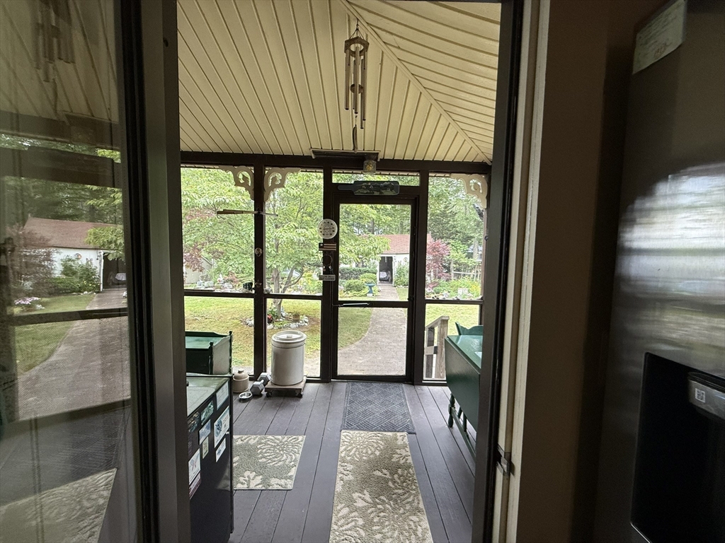 8 Long Island Webster, MA 01570 - Photo 21 of 42