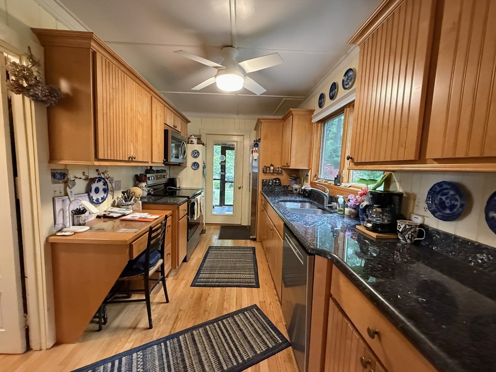 8 Long Island Webster, MA 01570 - Photo 30 of 42